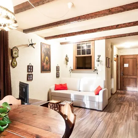 Apartman Central Studio With Free Swimming Pool *